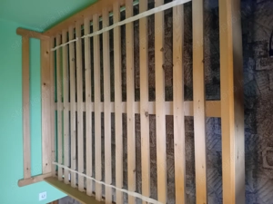 Kétszemélyes fakeretes ágy matraccal - kép 3