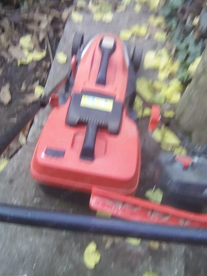 Elektromos fűnyíró gép eladó HECHT,1400W