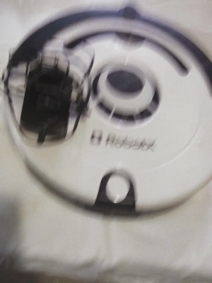  Takarító robot eladó.