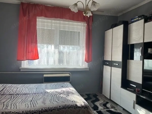 Dunaharasztin domb tetején 90 nm 2+1 szobás tetőtér beépítéssel bővíthető családiház + 1 szobás ház - kép 8