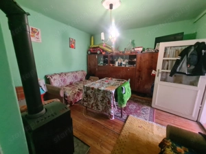 Kivételesen nagy telken, stabil alapokkal eladó családi ház   ritka lehetőség Győrújbarát szívében! - kép 2