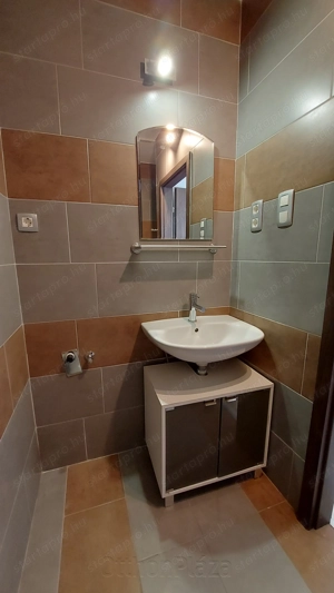 3 szobás, erkélyes, duplakomfortos, újszerű lakás a Terézvárosban! - kép 10