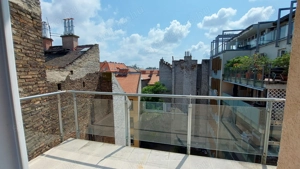 3 szobás, erkélyes, duplakomfortos, újszerű lakás a Terézvárosban! - kép 14