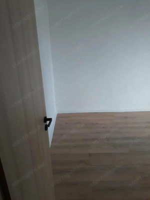 Szobafestés Budapesten Zuglóban, 14.kerület Tisztasági Festés Laminált padló lerakás Szobafestő Buda - kép 6