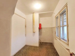 Harkakötöny központi részén 3 szobás családi ház eladó  - kép 12