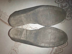 Eladó 39-es sötétszürke női bőrcipő újszerű állapotban - kép 2