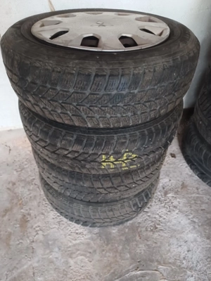 Eladó téli gumik