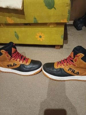 Eadó egy Fila cipő - kép 2