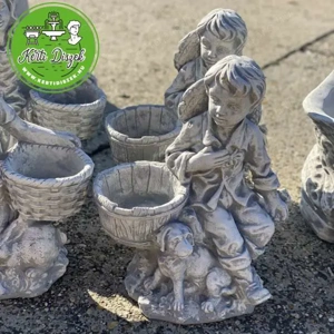 Fiú szobor virágtartóval - kép 6