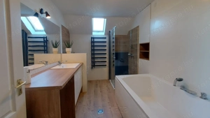 Ürömön 4 szobás, erkélyes, panorámás lakás kiadó! - kép 11