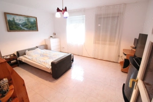 Szeged Rókusi városrészben, a Klapka tér közelében eladó egy újszerű állapotú, 70 m -es, félemeleti  - kép 14