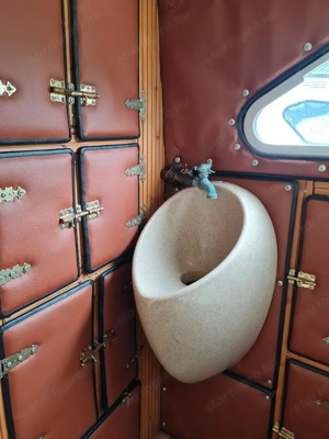 15 lóerős elektromos motorral felszerelt lakóhajó a Balatonon! - kép 5