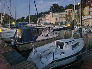 15 lóerős elektromos motorral felszerelt lakóhajó a Balatonon!