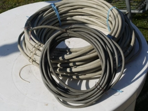 Eladó 41 méter árnyékolt adatkábel - kép 8