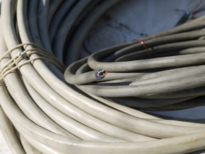Eladó 41 méter árnyékolt adatkábel - kép 11