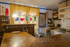 Csorna - központban 4 szobás lakás eladó - kép 5