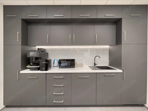 Privát irodahelyiség 5 fő számára - kép 8