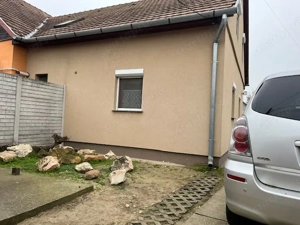 Szigethalmon Parkerdőnél 2007-ben épült 2 szintes szélső sorház - kép 12