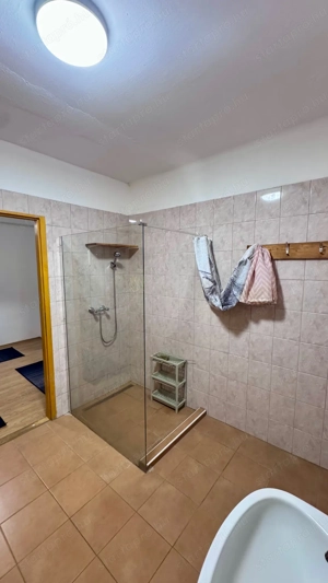 Azonnal költözhető, 98 nm-es, önálló felújított családi ház, hosszútávra kiadó! - kép 15