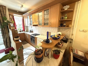 Nyíregyháza belvárosában, 68 -m  es, 2 szoba-amerikai konyha-nappalis, lakás garázzsal eladó - kép 2