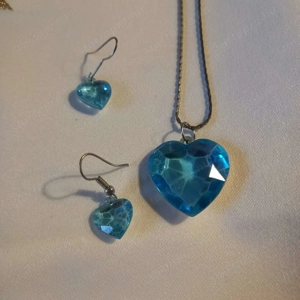 Kék szív medálos nyaklánc olcsón eladó - kép 2