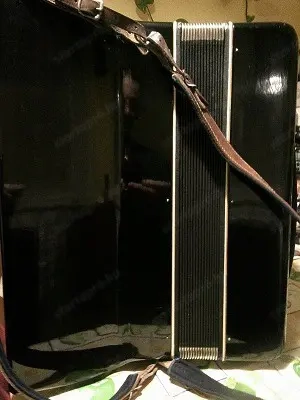 Tangóharmónika Stradella 120 b - kép 3