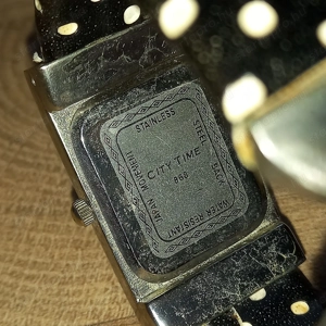 Pöttyös karóra, fülbevaló és egy francia csatt egyben eladó - kép 8