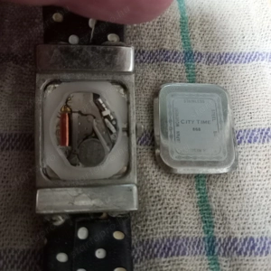 Pöttyös karóra, fülbevaló és egy francia csatt egyben eladó - kép 9