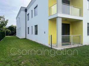 Csorna - földszinti lakás terasszal, saját udvarrésszel eladó - kép 4