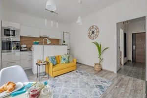 ELADÓ Angyalföldön, a Rákos-patak közelében felújított, 36 m -es, nappali + hálós lakás! - kép 2