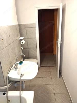 Belvároshoz közel 1 szobás téglalakás