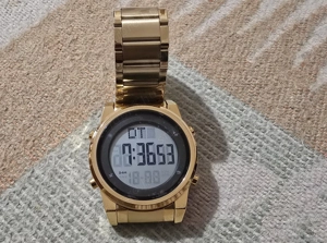 ÚJ - Férfi digitális  karóra, Arany színű  - kép 4