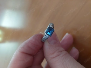 Eladó gyönyörű szép női gyűrű kék kővel 8000 ft. - kép 2