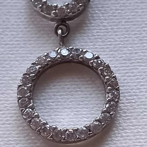 Strasszköves ezüst lógós antiallergén fülbevaló eladó, új! - kép 5