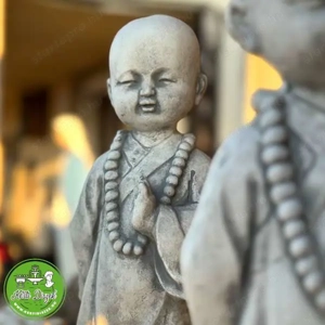 Buddhista szerzetes szobor - kép 2