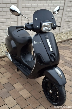 Vespa Sprint 4T 50 Megkímélt - kép 2
