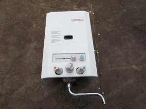 BOSCH Therm 4000 OC W 125 kézi szabályozású kémény nélküli átfolyós vízmelegítő