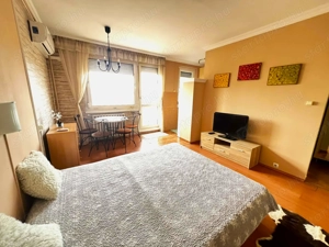 Tulajdonostól eladó RómaifürdőPók Utcai Lakótelepen 30 nm-es erkélyes, panorámás, jó állapotú lakás. - kép 6