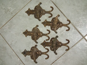 Szokatlan pazar régi réz fogasok 5 db egyben nr.3 - kép 3