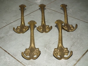 Nagyméretű réz fogasok három ágú 5 db egyben nr.2 - kép 4