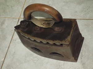 Ritka oroszlánfejes parazsas kolozsvári régi szenes vasaló - kép 9