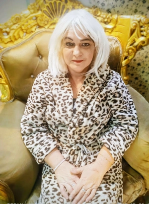 Masszázs minden testrészek lazítása jó szaktudással hívj 06205817392