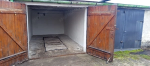  Győr Gyárvárosban 16 nm-es garázs kiadó.  A kiskúti garázssoron található.  Frissen felújított tisz