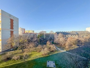 Pillangó parkban csendes, világos, emeleti, tehermentes lakás eladó! - kép 2