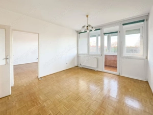 Pillangó parkban csendes, világos, emeleti, tehermentes lakás eladó! - kép 5