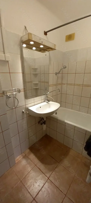 Miskolcon totál felújított erkélyes újszerű 2 szobás tásasházi lakás kiadó - kép 8