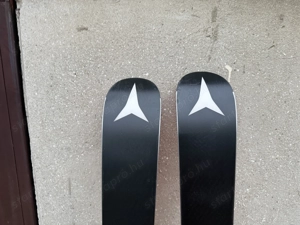 180 cm Atomic Redster G9 carving síléc jó állapotban 130.000 Ft 22 23 évjárat - kép 10