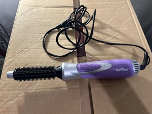 Eladó hajformázók és egy kozmetikai táska - kép 4