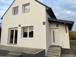 Tököl Papkertben  104 nm igényesen felújított 4 szobás családiház - kép 2