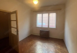 Kiskunhalas központban 6 szobás felújítandó ház garázzsal, nagy lehetőségekkel! - kép 4